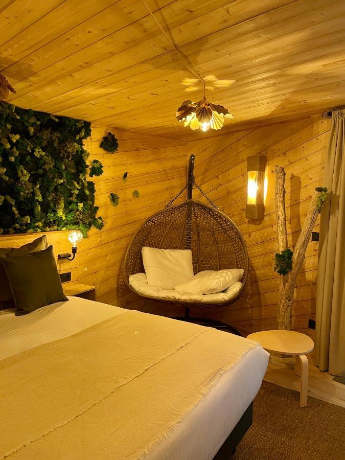 Utopia Village - Art & Nature Lodges มงส์ ภายนอก รูปภาพ
