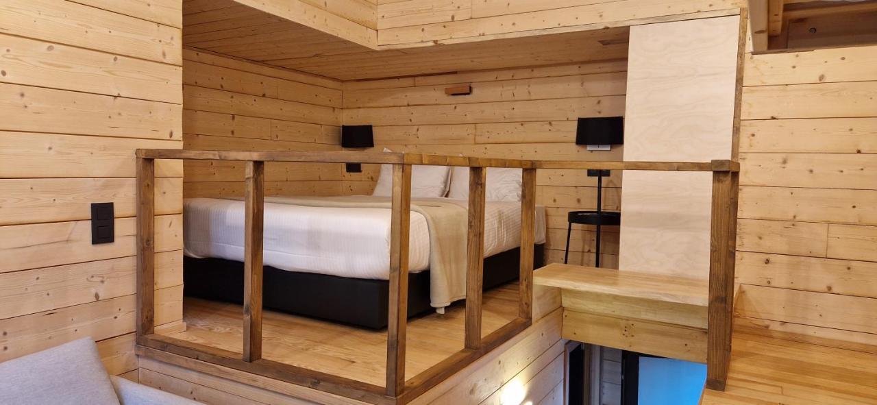 Utopia Village - Art & Nature Lodges มงส์ ภายนอก รูปภาพ