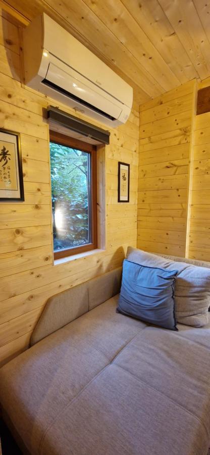 Utopia Village - Art & Nature Lodges มงส์ ภายนอก รูปภาพ