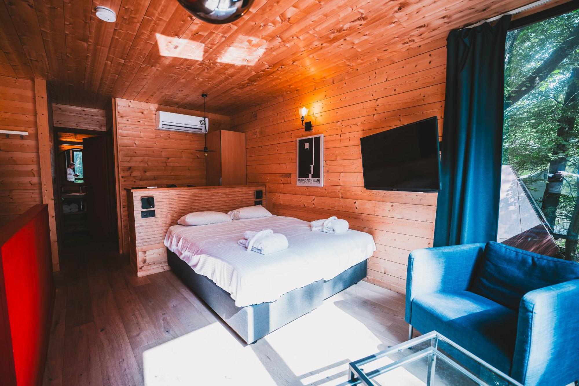 Utopia Village - Art & Nature Lodges มงส์ ภายนอก รูปภาพ